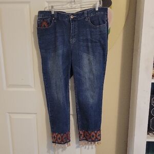 Reba Sz16 Blue denim Ankle Jeans with Colorful Embroidered Hem and pocket detail